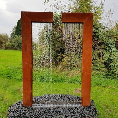 De openlucht van de Ornamentencorten van de Metaaltuin Eigenschap van het het Staalwater