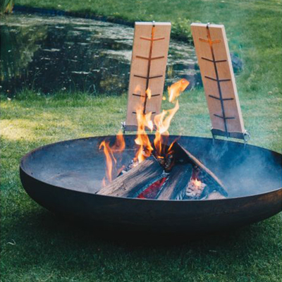 Hout die Corten-Staal Openluchtbrand Pit Garden Camping Design branden