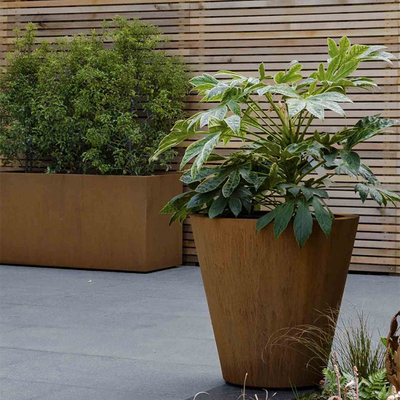 2.010mm Rusty Metal Planter Boxes Garden de Staalfabriekpotten van Decoratiecorten