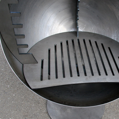 De Wind Regelbare Brand Pit Grill van de Gneetuin 110cm Hoogte voor Barbecue