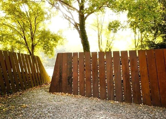 2m hoog tuincorten stalen omheiningspaneel exterieur ontwerp voor woningen
